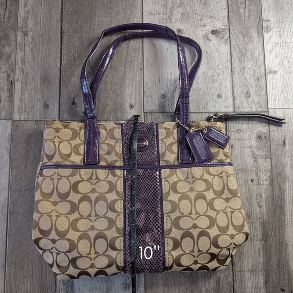 LOW START Coach, Signature Khaki & Purple Python Patent Leather Shoulder Bag - Picture 12 of 14